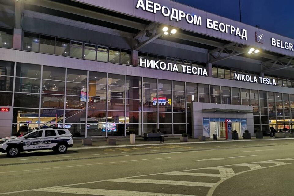 Драма на небото над Белград: Едно лице починало за време на летот