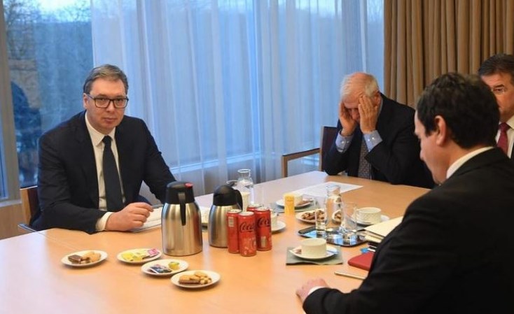 Стано: Лидерите на Србија и на Косово го прифатија европскиот план за нормализирање на односите