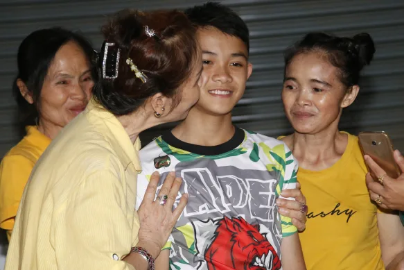 Пет години по несреќата мистериозно почина едно од момчињата спасени од пештерата во Тајланд