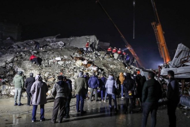 Бројот на загинати од земјотресот во Турција и Сирија се искачи над 5.000