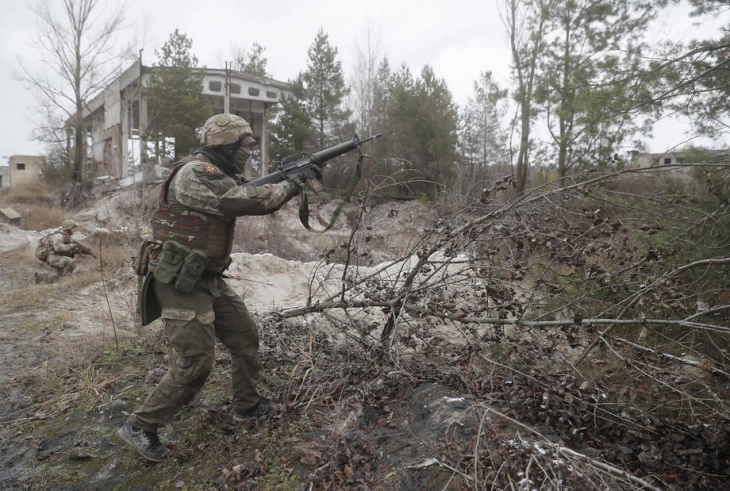 ЕУ ќе обучува дополнителни 15.000 украински војници