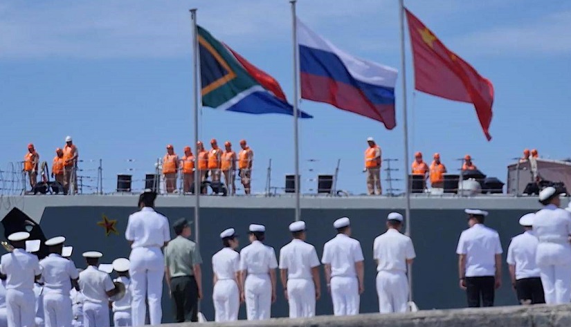 Русија, Кина и Јужна Африка почнуваат воени вежби во Индискиот Океан