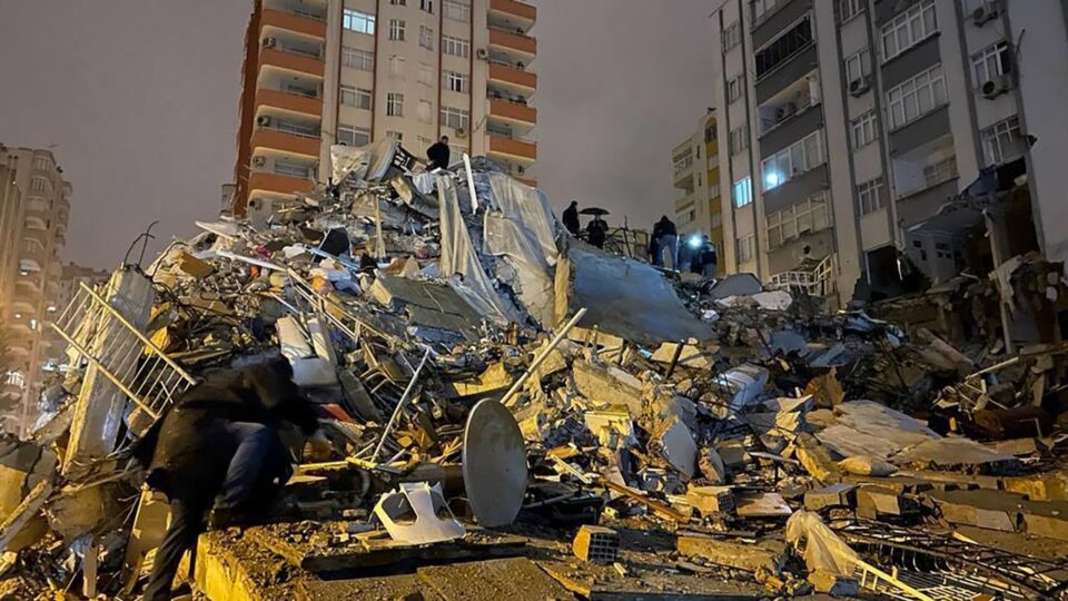 СЗО: Можно е 23 милиони луѓе да бидат погодени од земјотресите во Турција