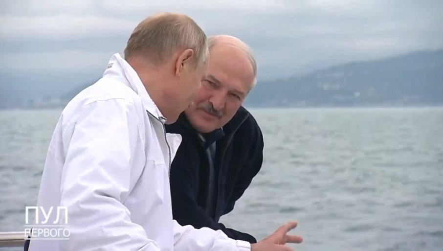 Ако се Британците луди, нека испратат осиромашен ураниум во Киев, порача Лукашенко
