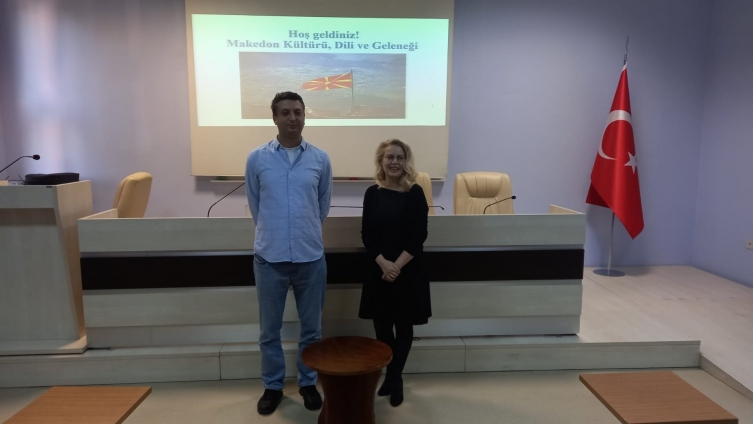 Парс: Да се унапреди македонистиката на најеминентниот факултет за јазици во Турција