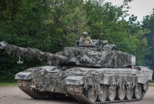 „Челенџер 2“: Вакви британски тенкови доби Украина