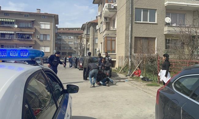 Се тепале со секири и мотики: Крвава пресметка во Бугарија, десетици повредени