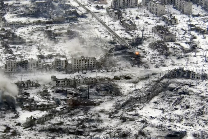 Украина кај Бахмут загуби некои од најелитните единици, пишуваат медиумите