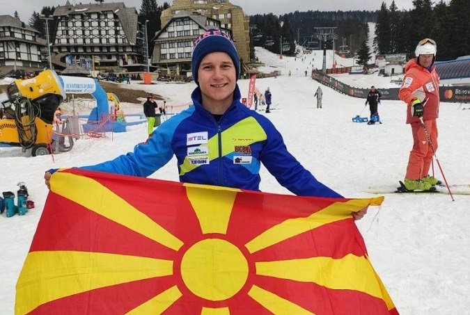 Македонскиот скијач Виктор Петков освои второ место на меѓународно првенство во Србија