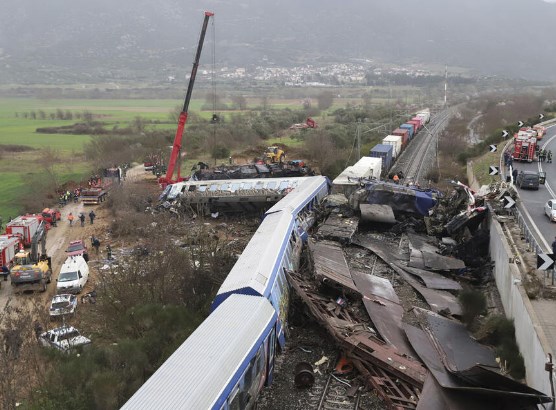 Уапсен сообраќаен инспектор за железничката несреќа во Грција