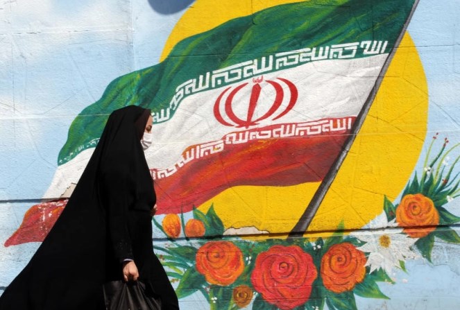 Жените во Иран што не носат хиџаб ќе бидат казнети
