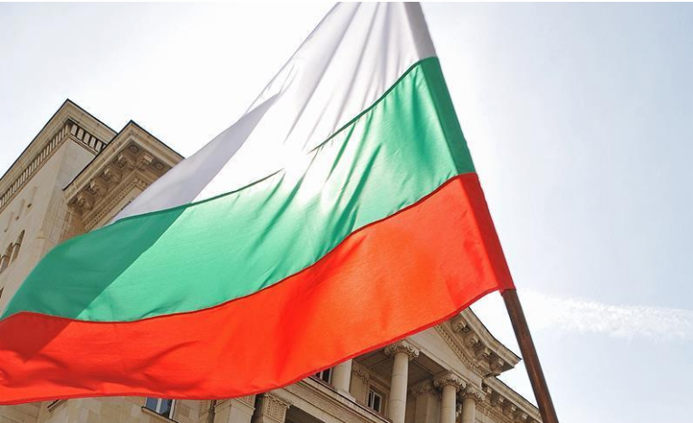 Бугарите утре на двојни избори, за Националниот и за Европскиот парламент