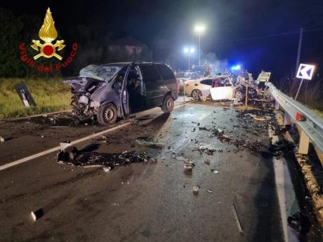 Во сообраќајна несреќа во Италија загинаа тројца Македонци