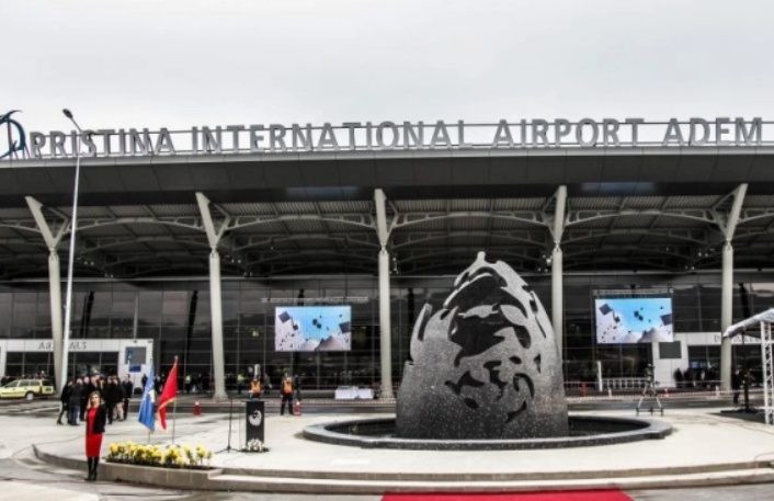 Предупредување за бомба на аеродромот во Приштина