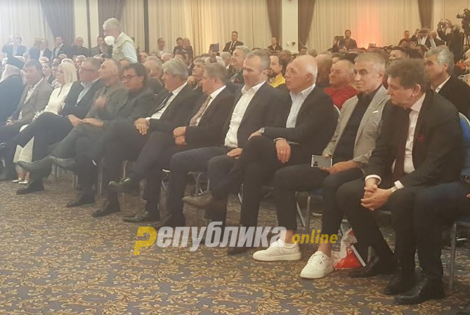 Европските шампиони од 1991 година дојдоа во Скопје за Дарко Панчев