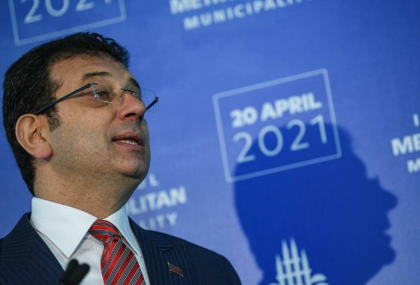 „Е вала нечеш Тајип“: Градоначалникот на Истанбул на босански му се обрати на Ердоган