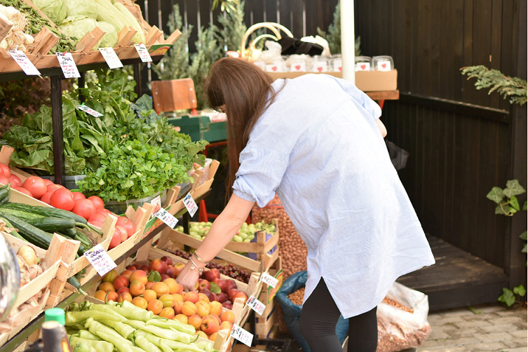 Пазар на органска храна во „Јавна сооба“