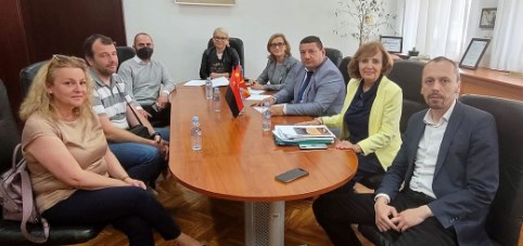 Пратеничката група на ВМРО-ДПМНЕ  на средба со претставници на Асоцијацијата за цистична фиброза, а Владата се уште нема набавено лек за сите пациенти