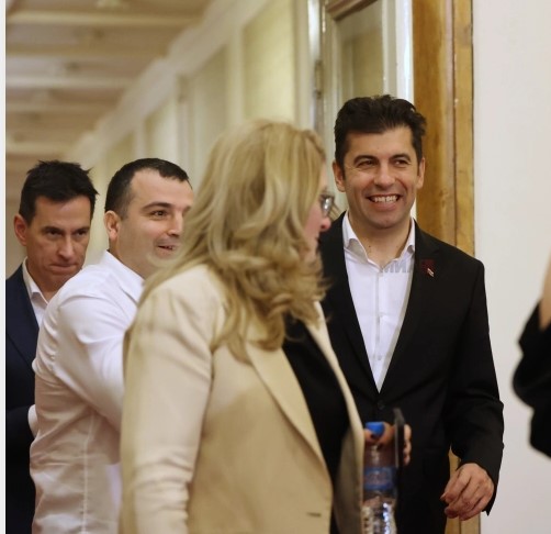 Дали новата афера со Петков ќе ги намали шансите за формирање на бугарската влада