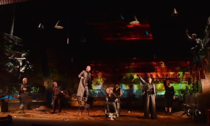 Битолски театар со претставата „Артуро Уи“ од Бертолт Брехт, во режија на Ќендрим Ријани гостува во Тирана