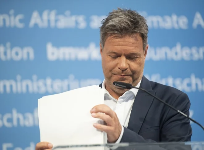 Државен секретар во германско министерство поднесе оставка поради обвиненија за непотизам