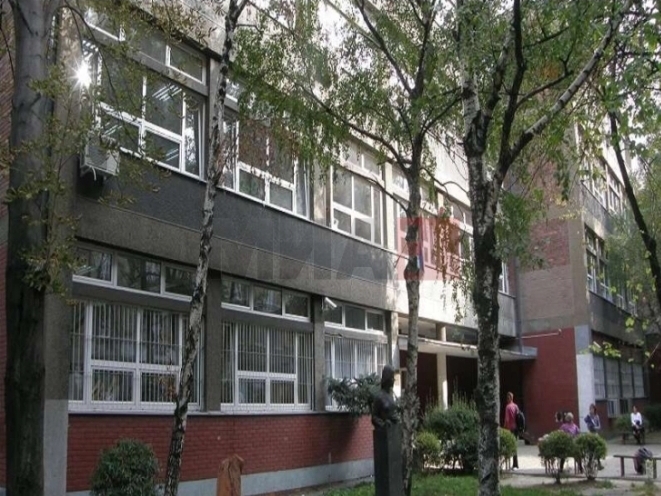 Дојави за бомби во основни училишта во Белград и Крагуевац
