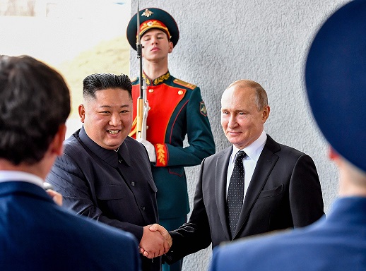 Ким Џонг Ун вети дека ќе ја зајакне стратешката соработка со рускиот претседател Владимир Путин