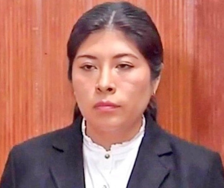 Уапсена поранешната премиерка на Перу