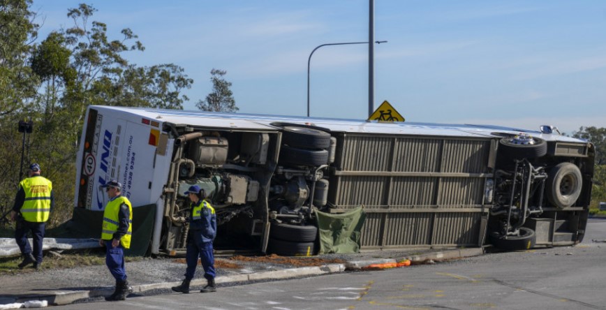 Свадбата од која се враќале заврши крваво: Уапсен возачот на автобус во Австралија, по несреќата во која загинаа десет луѓе