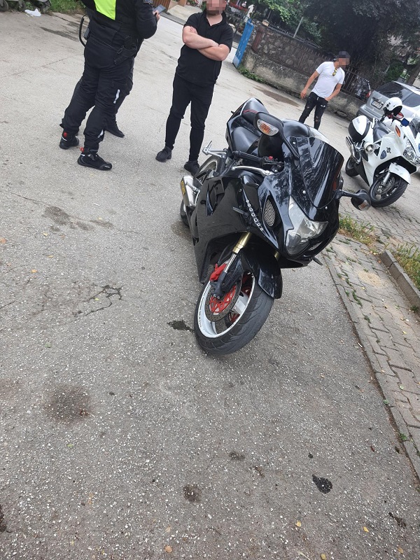 76 санкции за прекршоци на возачи на мотоцикли во Скопје, одземени пет мотоцикли