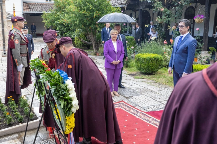 Пендаровски и Пирц Мусар положија венци на гробот на Гоце Делчев