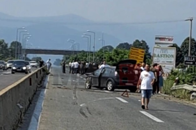 Петмина повредени во тешка сообраќајка на Тетово-Гостивар