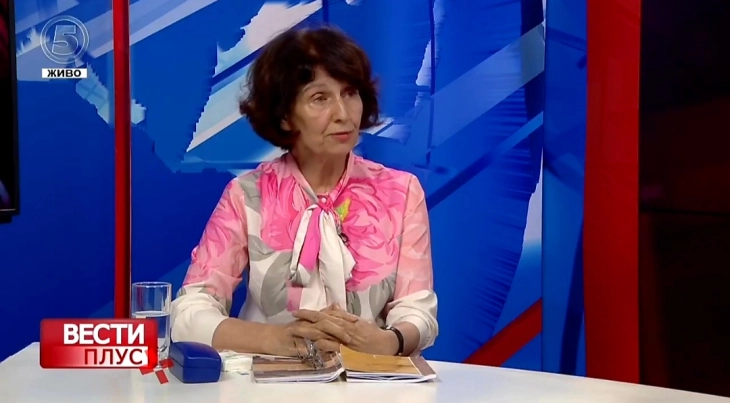 Силјановска Давкова: Оставките на министрите на ДУИ се само политички маневар