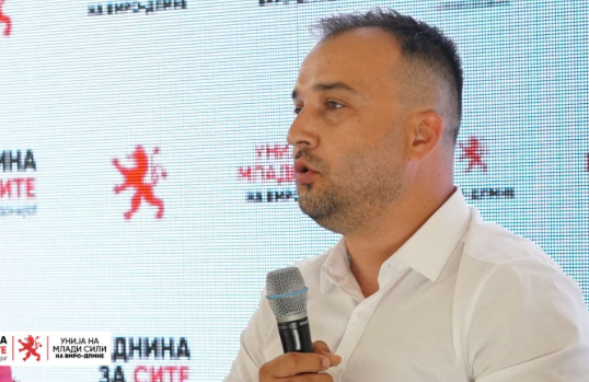Лефков: Криминалот на власта го гледаат од надвор, но не и институциите кои треба да спроведат правда