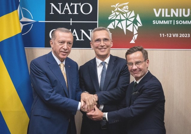 Турција сепак ја пушти Шведска во НАТО