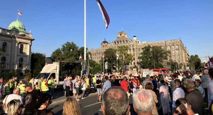 Противниците на Вучиќ се собраа во Белград