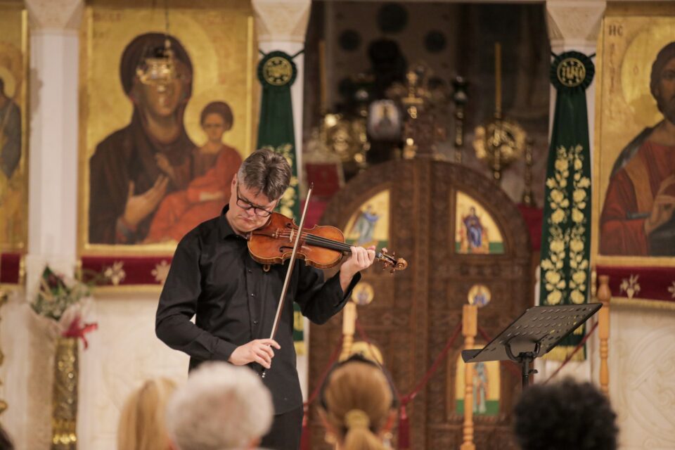 Роман Симовиќ, црногорски виолинист: Секогаш е големо задоволството да се биде во Охрид