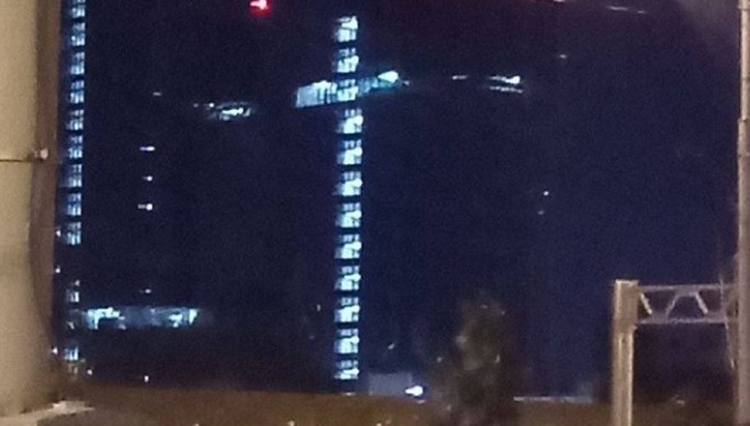 Зградата на Вагнер свети во форма на крст
