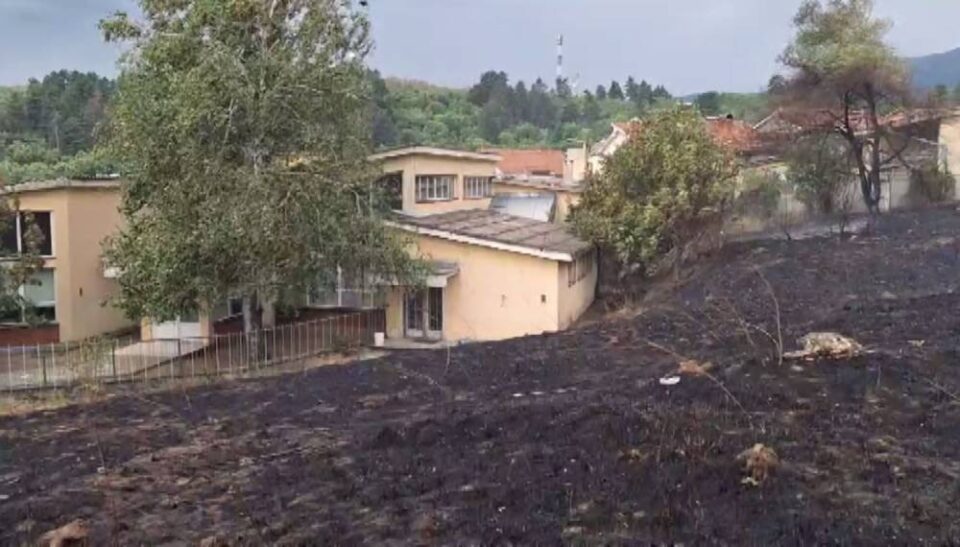 Полицијата е во потрага по можен подметнувач на пожарите во Битола