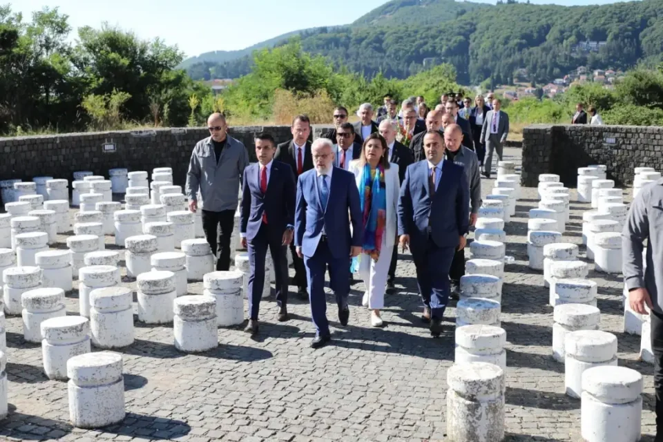 Политичките говори да изостанат од прославите за Илинден за да се избегне лошата слика, предлага ВМРО-НП