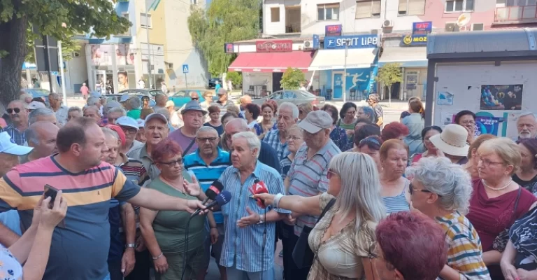 Прилепските пензионери на протест бараат линеарно, а не процентуално зголемување на пензиите