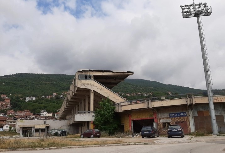 На македонските клубови Љуботен и Тетекс не им се дозволува пристап на стадионот во Тетово