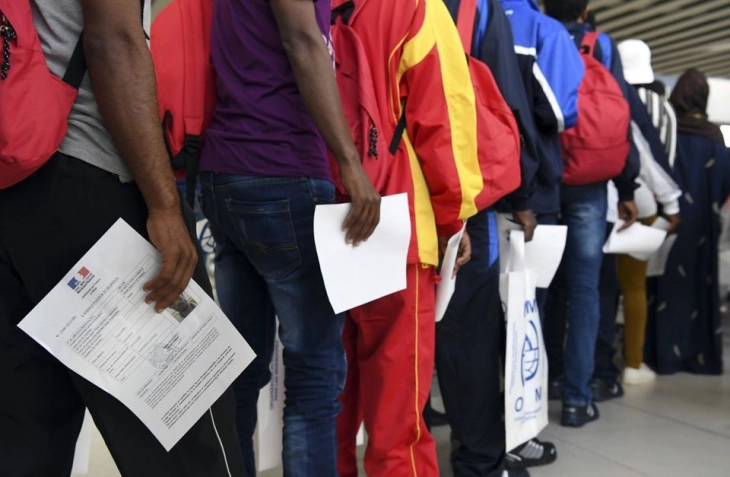 Белгија не се откажува од идејата државата да нема обврска да ги сместува азилантите-самци