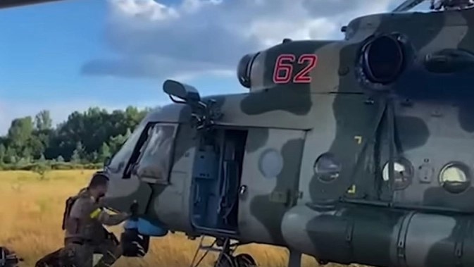 Пребегнатиот руски пилот на хеликоптер ќе добие 500.000 долари