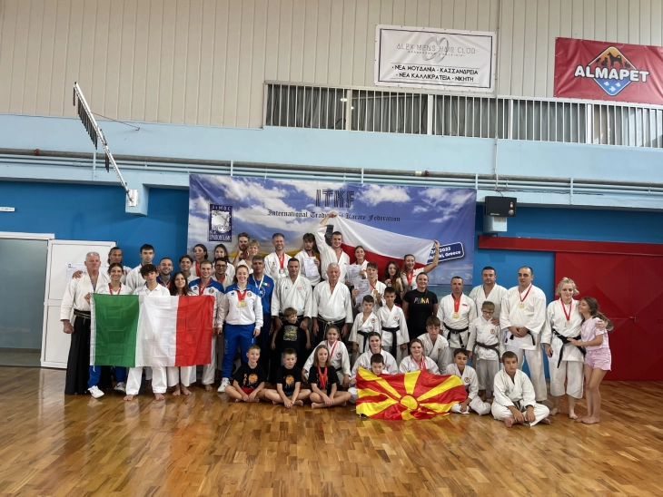 Македонските каратисти освоија 12 златни медали на турнир во Грција