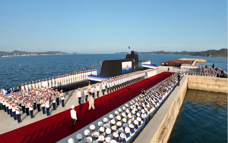 Cеверна Кореја ја распореди својата прва „тактичка нуклеарна подморница“