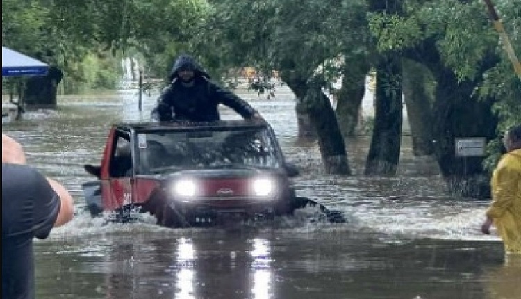 Драматични поплави во неколку бугарски градови на Црното Море
