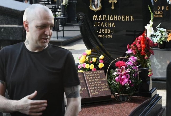 Зоран Марјановиќ веќе го посети гробот на убиената сопруга