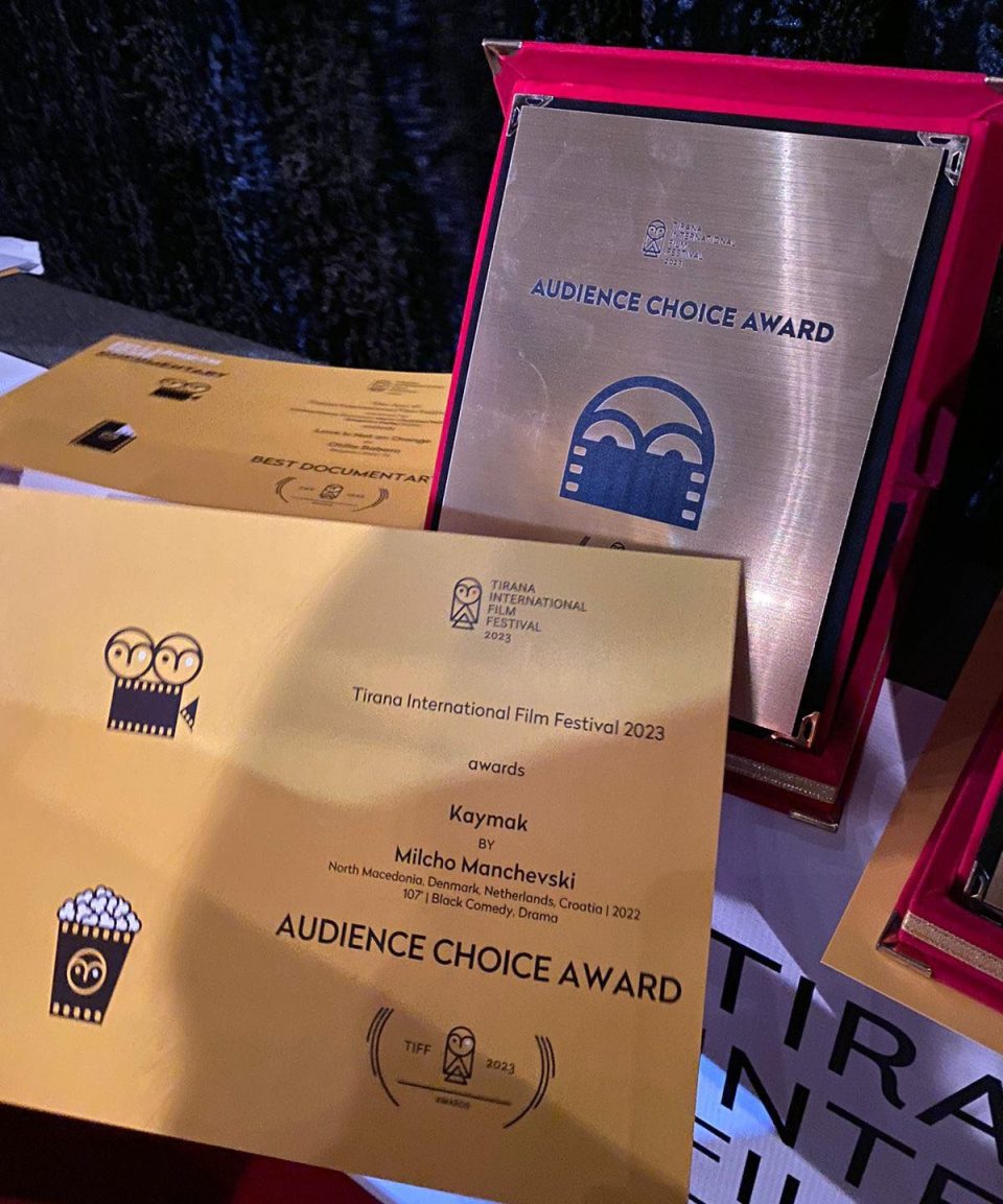 Награда од публиката на Фестивалот во Тирана за „Кајмак“ на Манчевски