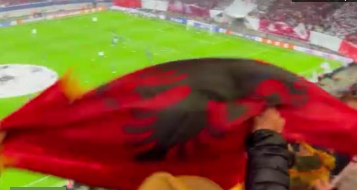 Албанско знаме се вееше на мечот Лајпциг – Црвена звезда